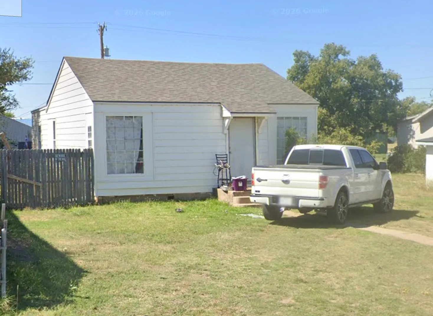 3 bed, 912 sqft, $1,100 — Photo 3