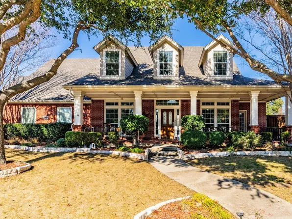2404 Lakewood Dr, Grand Prairie, TX 75054