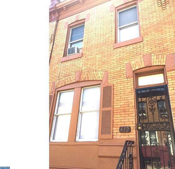 1st image of 612 W Mayfield St