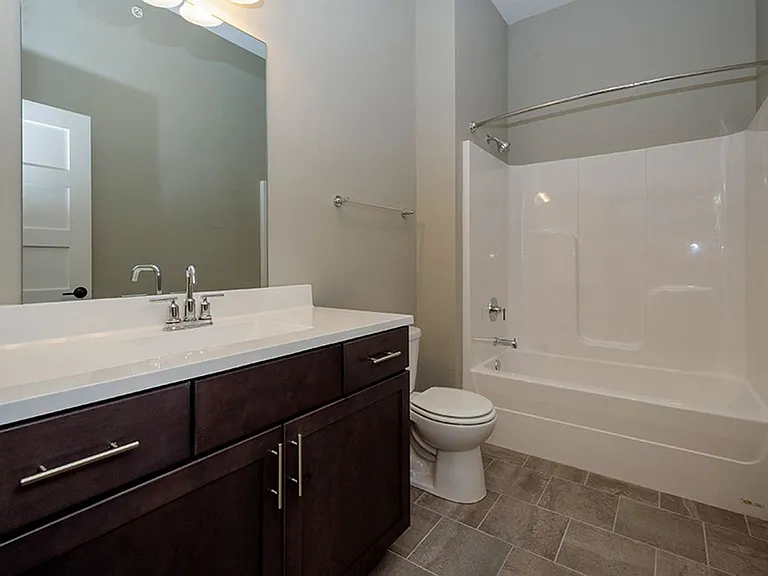 Depot Building C Luxury Rentals — Photo 30