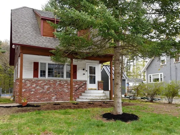 27 Clapp Rd, Hanover, MA 02339