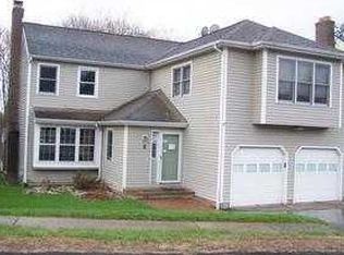 7 Greenwich Ct, Middletown, CT 06457