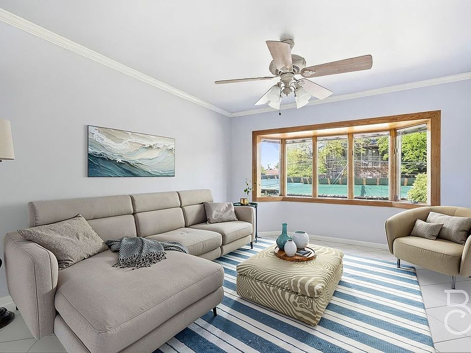1st image of 21-08 Ditmars Blvd