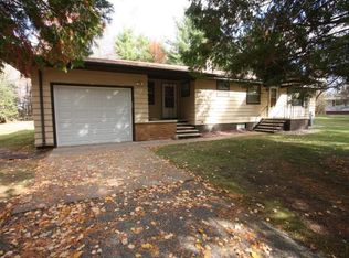 5380 Manor Rd, Rhinelander, WI 54501
