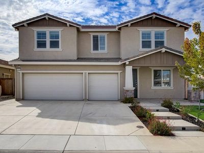 8010 Prairie Hawk Way, Sacramento, CA, 95829