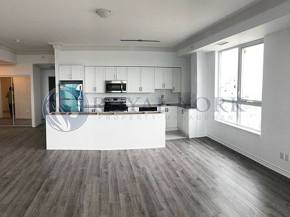 2- 11611 Yonge Street, Richmond Hill, Ontario- Royal York Property Management_06122018