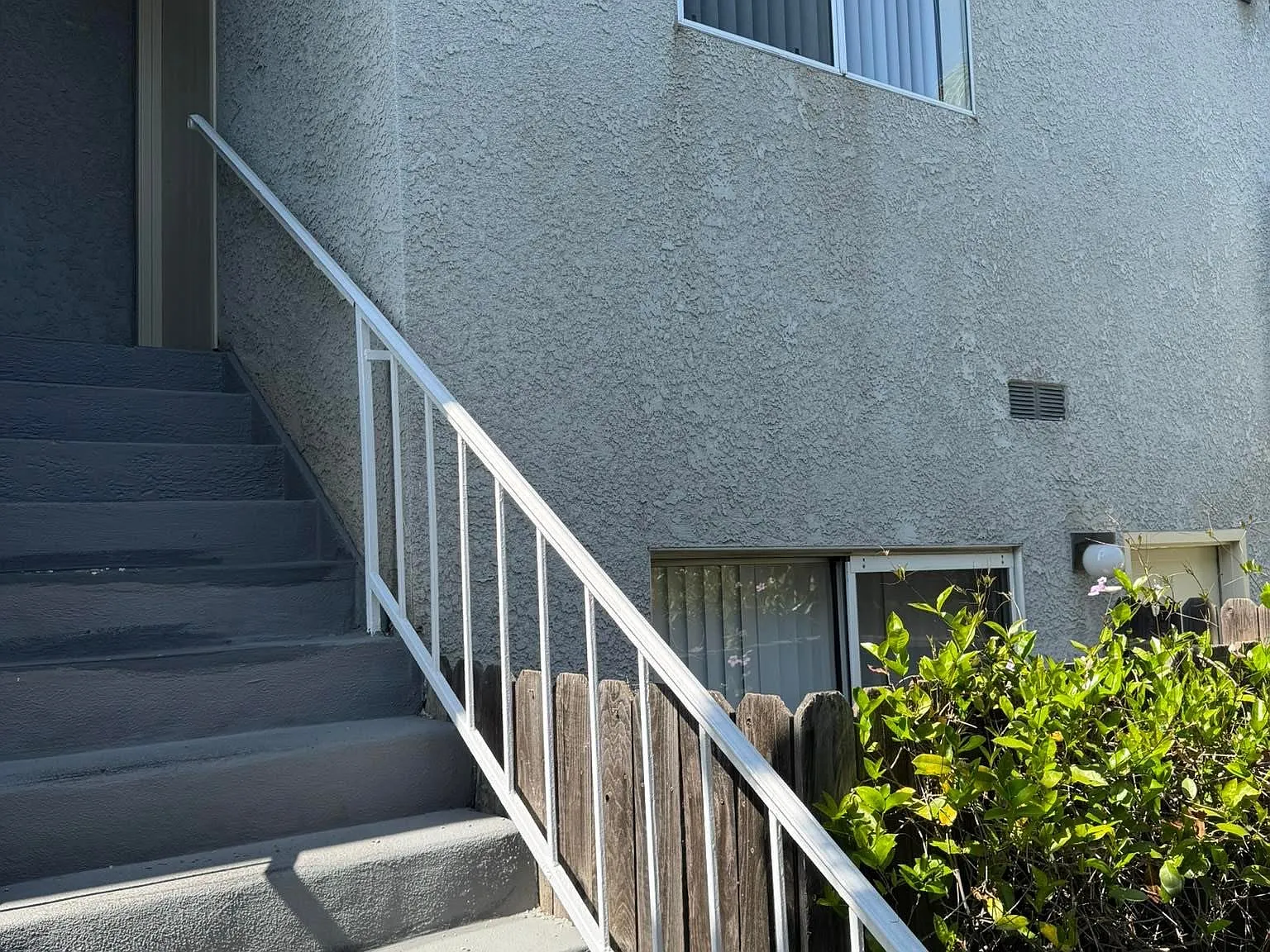 2 bed, 1100 sqft, $2,295 — Photo 4