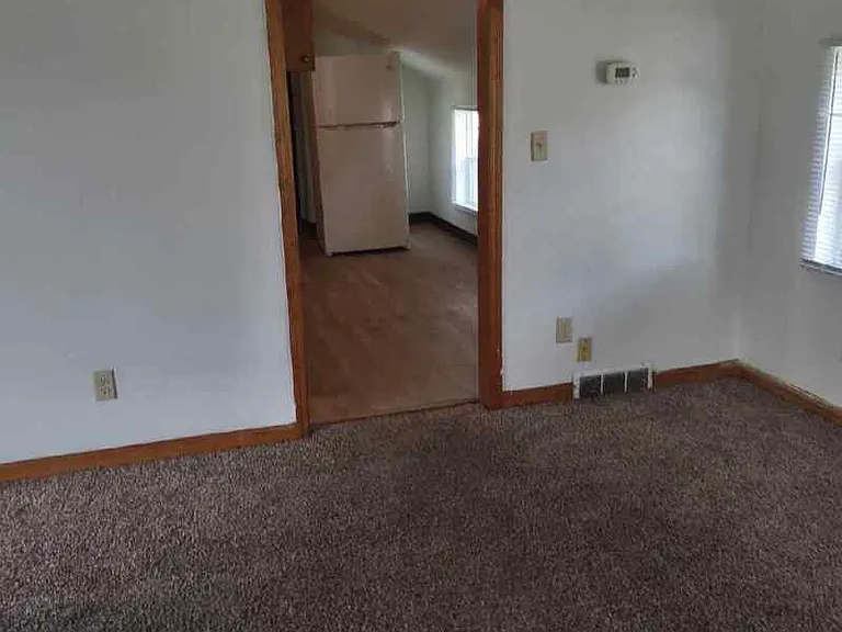 1733 Smith St — Photo 6
