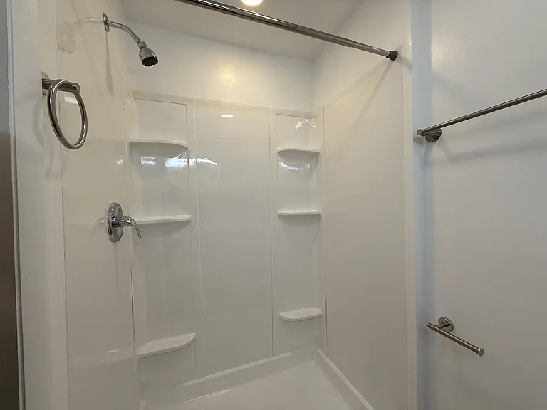 403 Wall Ave #AVENUE1 — Photo 10