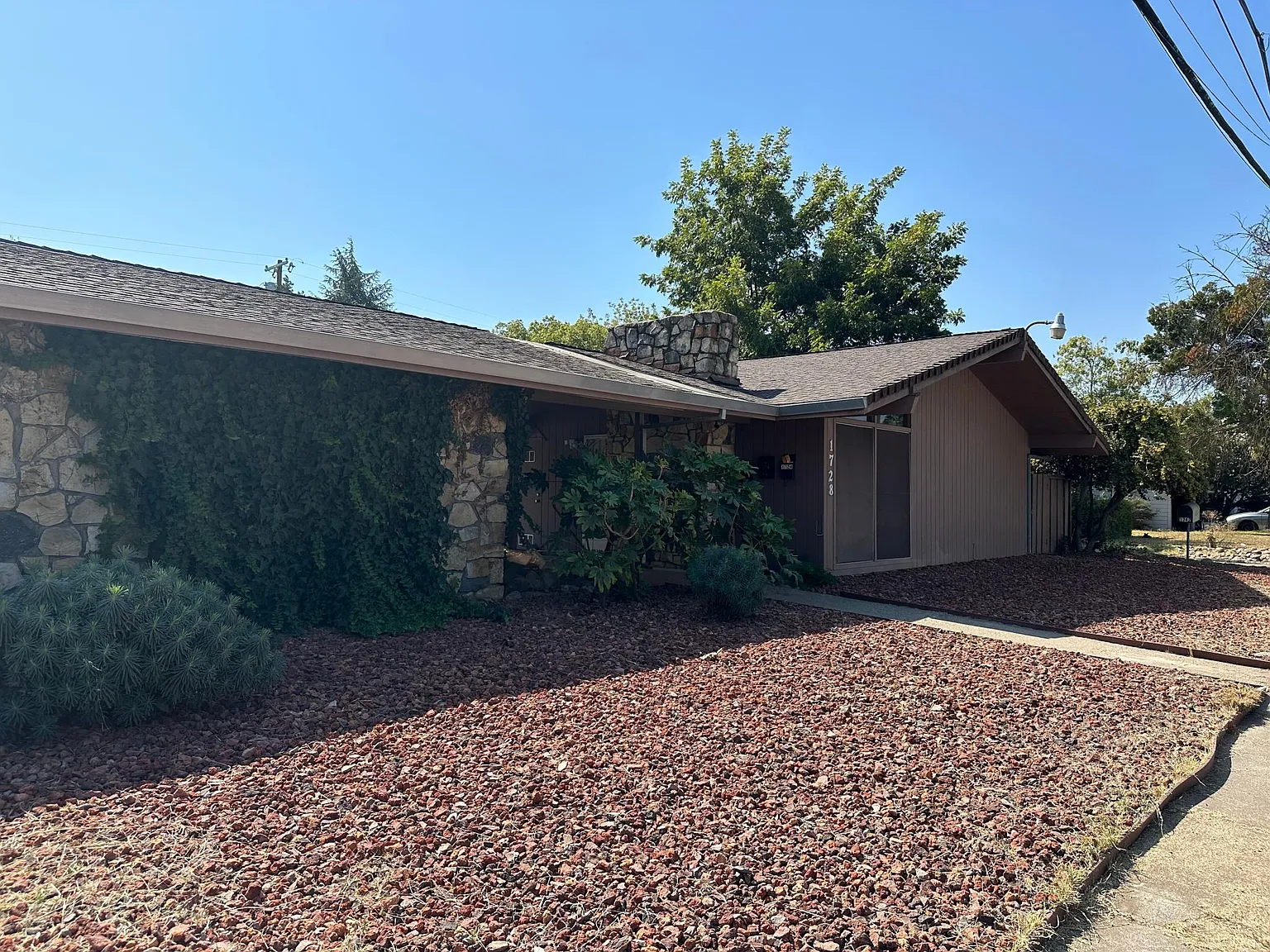 2 bed, $1,950 — Photo 1