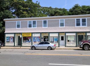332 Bullocks Point Ave, Riverside, RI 02915