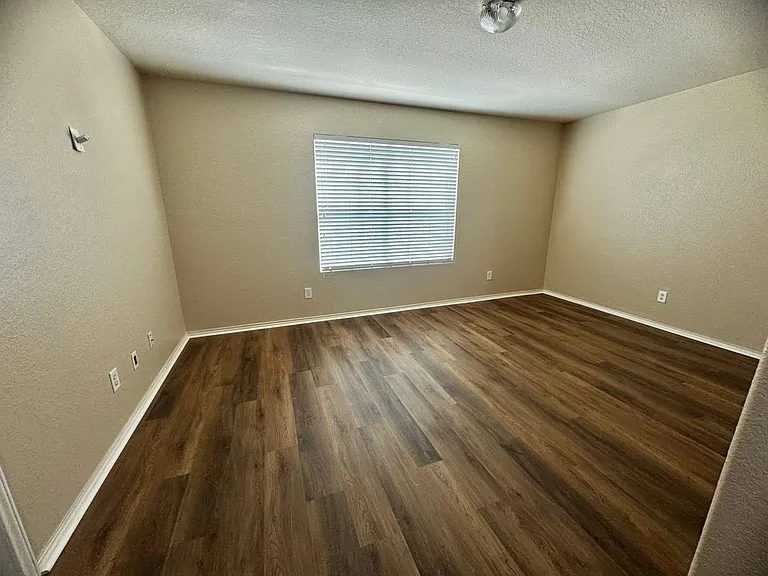 8642 Brisa Royale — Photo 16