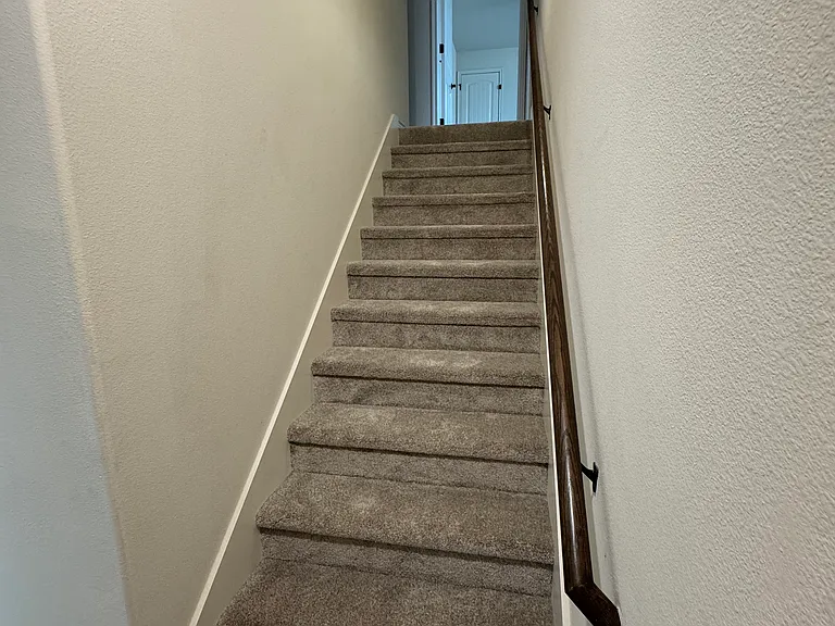 912 W Fargo St — Photo 34