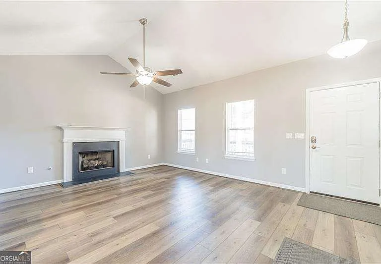 2716 Lake Park Rdg E — Photo 9