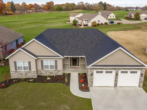1996 Masters Point SE, Massillon, OH 44646