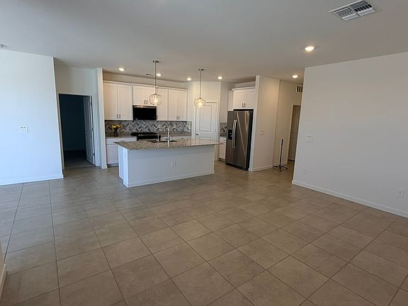 5th image of 37043 W Vera Cruz Dr