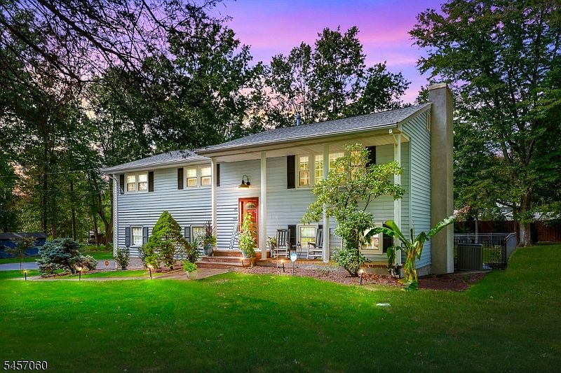 1st image of 47 Prospect Ave