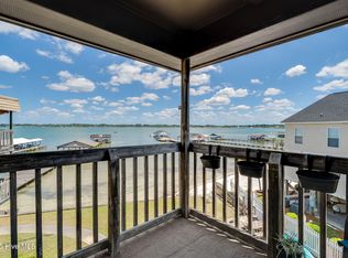 304 Lake Dr CONDO DRIVE 304, Elizabethtown, NC 28337