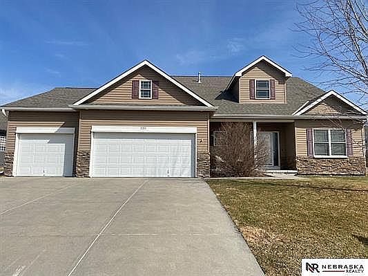 1st image of 2311 Placid Lake Dr