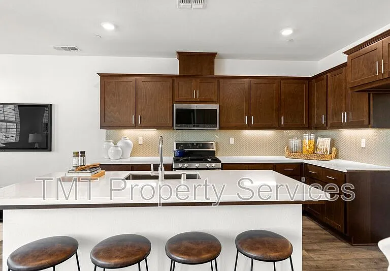 2957 Nimes Ln — Photo 25