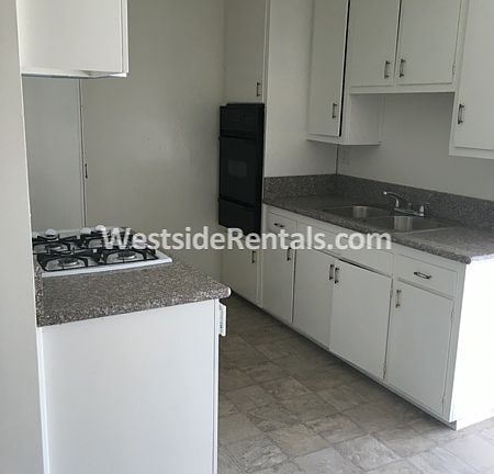 2nd image of 8377 Northgate Ave APT 21