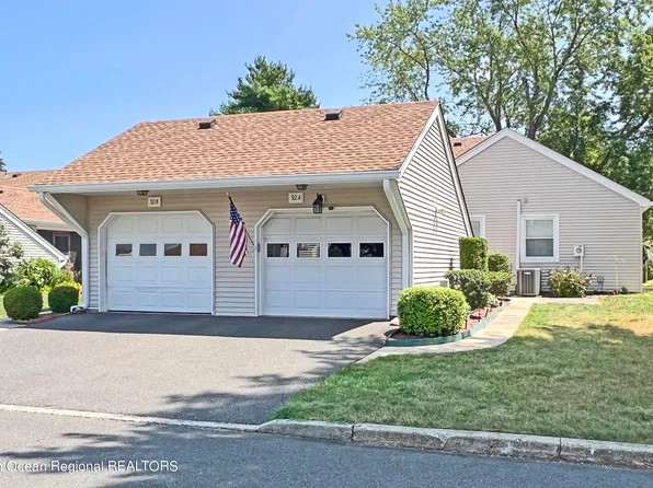 92A Halls Croft Road #1000, Freehold, NJ 07728