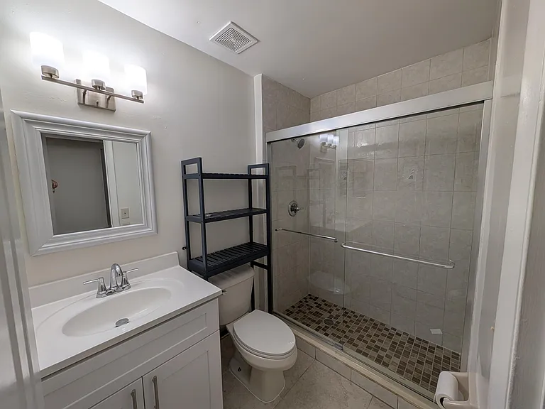 4626 Arthur St — Photo 15