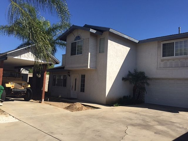 1st image of 576 Clayton Ct