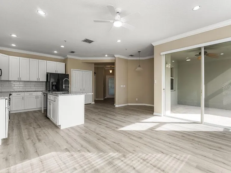 868 Stonechase Ln — Photo 12