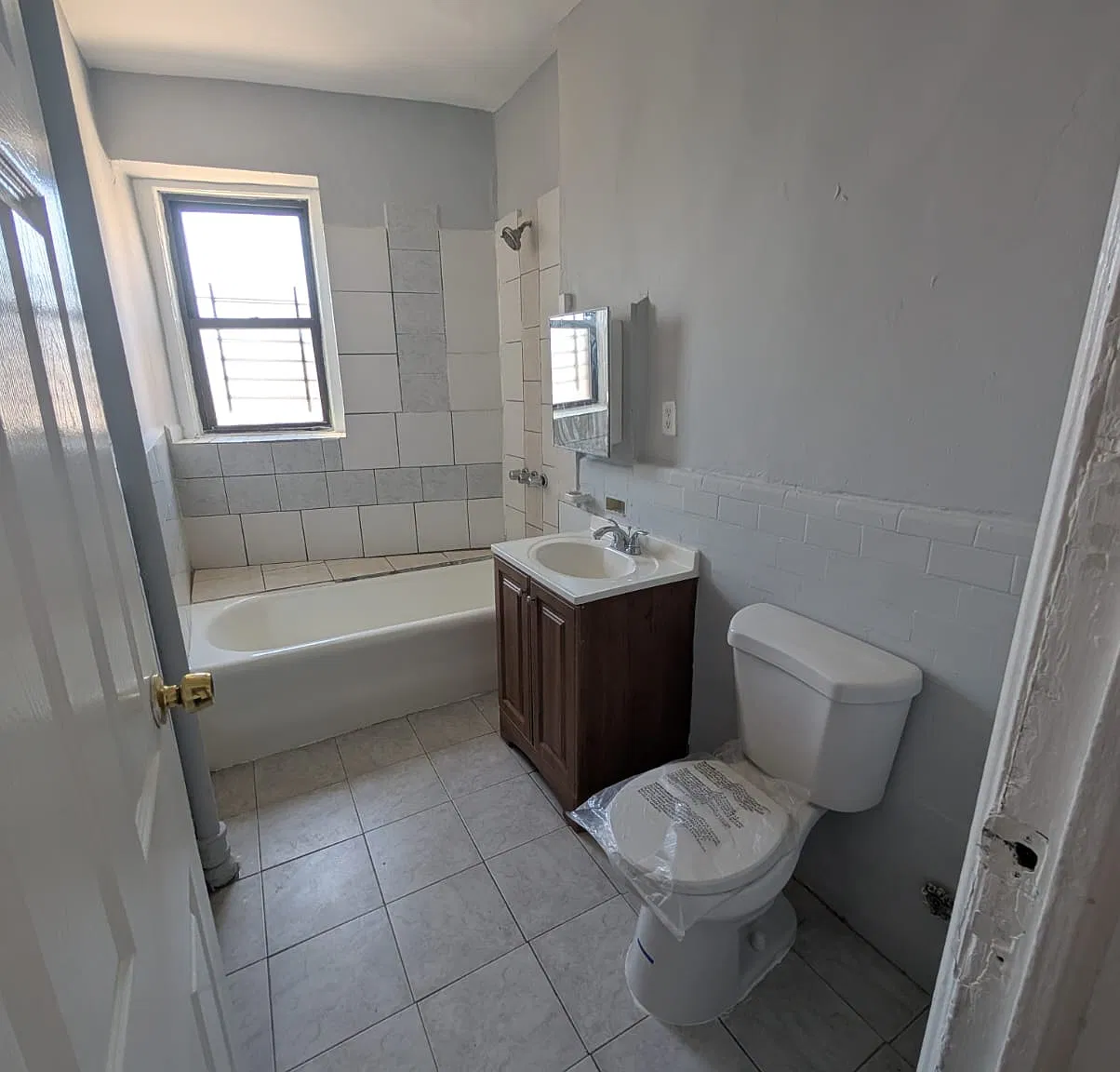 160 Ellis Ave — Photo 4