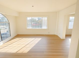 435 Linden Ave, Long Beach, CA 90802