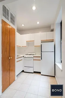 Rented by Bond New York | media 2