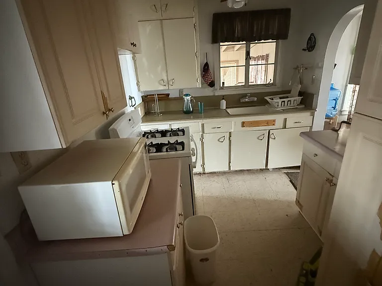 420 W Ocatillo Ave — Photo 7