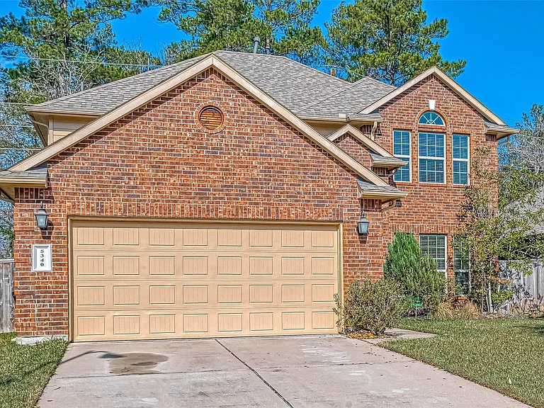 5340 Pointe Spring Xing — Photo 3