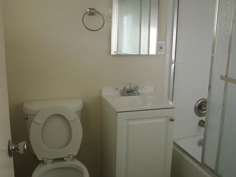 930 S Park Cir #7 — Photo 3