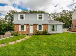 3977 Deervue Dr, Pittsburgh, PA 15227