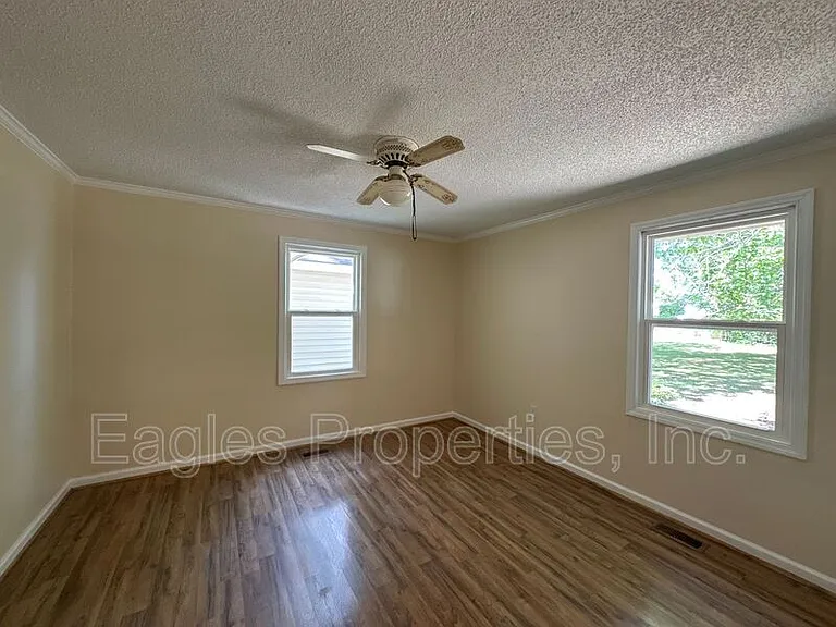 605 S Oleander Ave #B — Photo 8