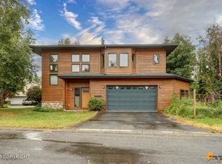 1701 Scenic Way, Anchorage, AK 99501