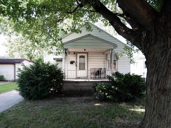 2004 W Kettelle St, Peoria, IL 61605