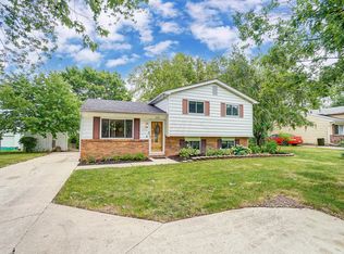 3394 Hoover Rd, Grove City, OH 43123