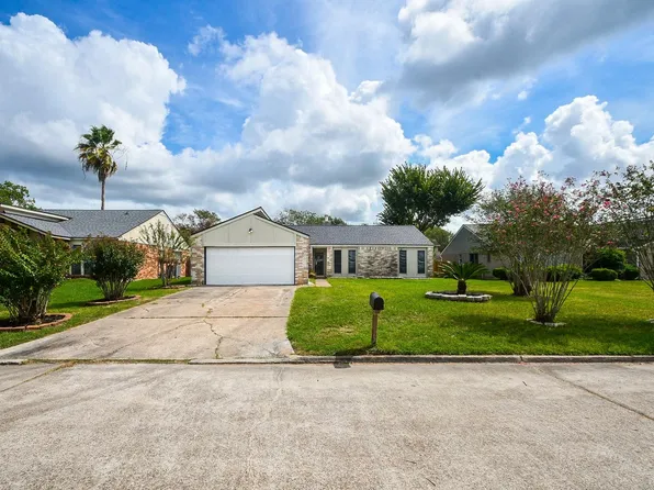 3709 Misty Cove Ct, Dickinson, TX 77539