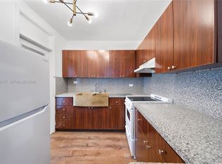 Tower East, Miami Beach, FL 33139