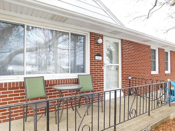 2nd image of 160 Tilton Park Dr