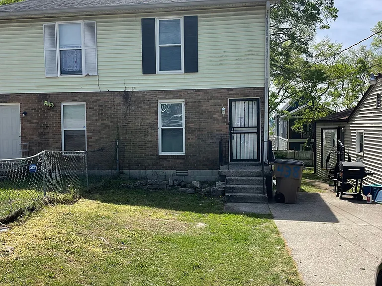 438 Roger Williams Ave — Photo 1
