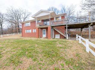 466821 E 1090th Rd, Muldrow, OK 74948