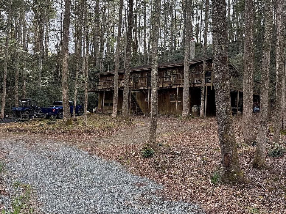 2nd image of 451 Signal Tree Rd