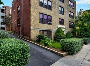 251 Kelton St APT 8, Allston, MA 02134