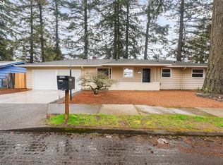 18654 SE Yamhill Cir, Portland, OR