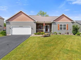 7891 Gable Dr, Bridgeport, NY 13030