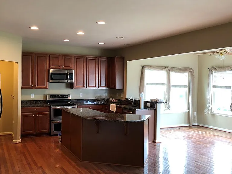 9539 Evergreen Cir — Photo 11